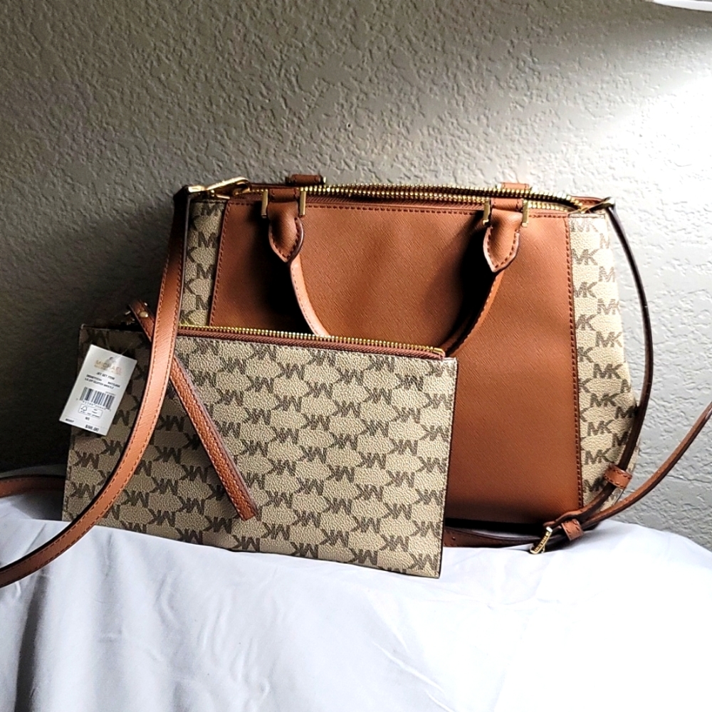 Michael kors purse and clutch